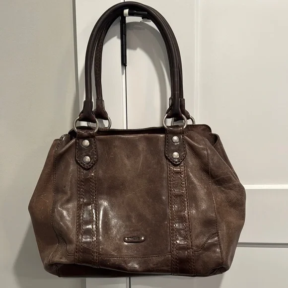 Frye Brown Leather Shoulder Bag with Structured Design - Picture 3 of 15